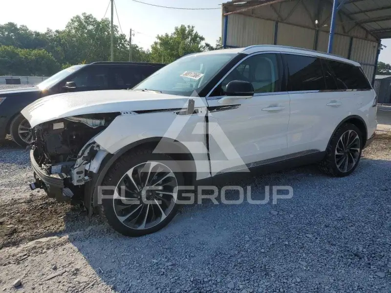 2026 Lincoln AVIATOR photo