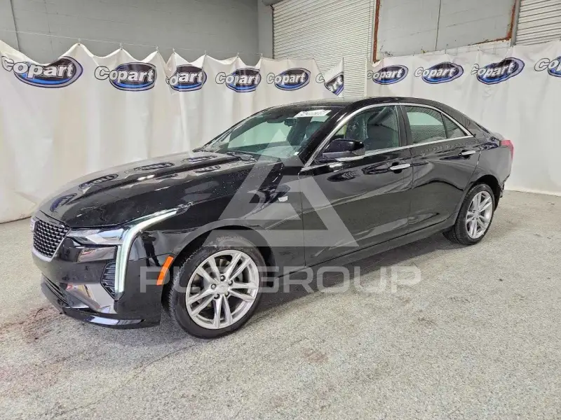 2026 Cadillac CT4 photo