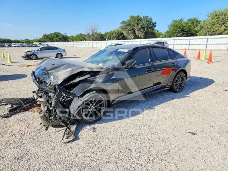 2026 Cadillac CT5 фото
