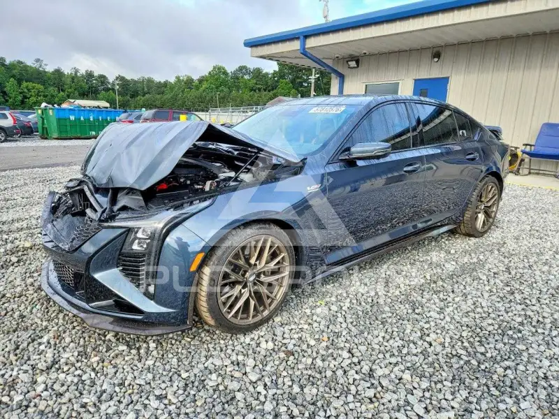 2026 Cadillac CT5 фото