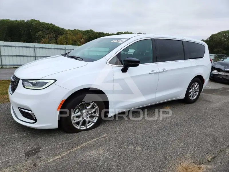 2026 Chrysler PACIFICA photo