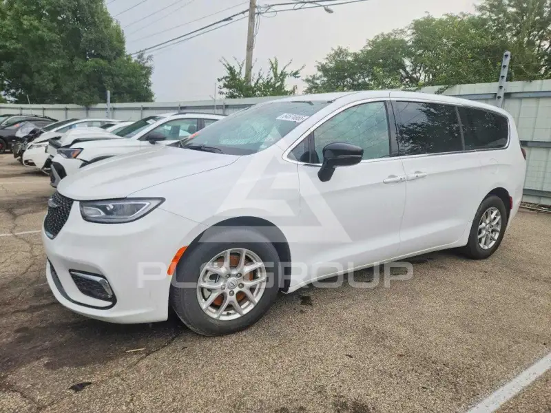 2026 Chrysler PACIFICA photo