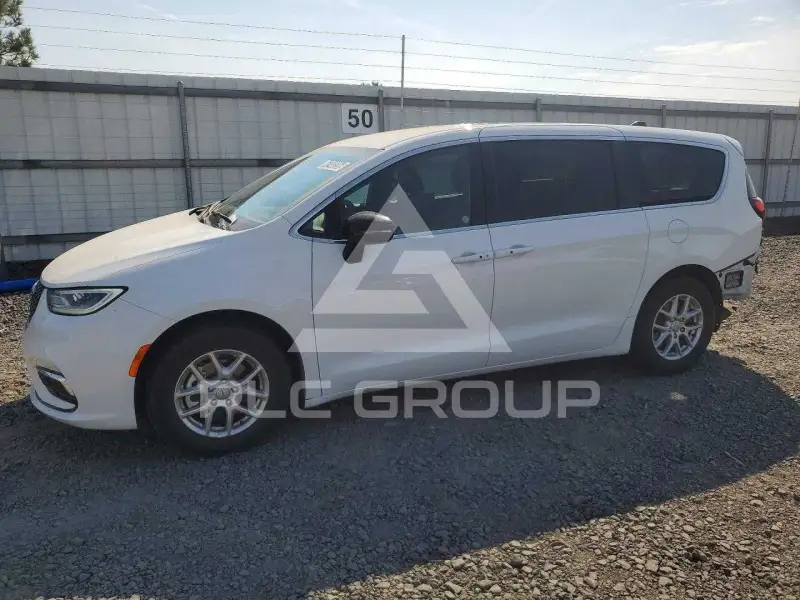 2026 Chrysler PACIFICA photo