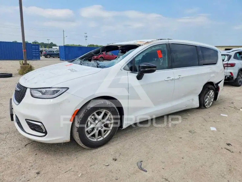 2026 Chrysler PACIFICA photo