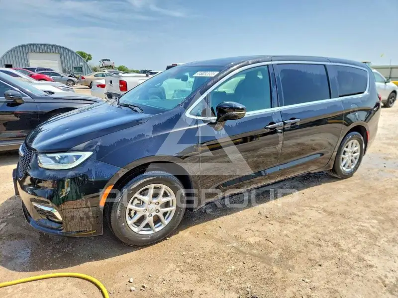 2026 Chrysler PACIFICA photo