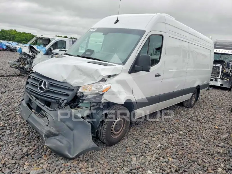 2026 Mercedes Benz Sprinter photo