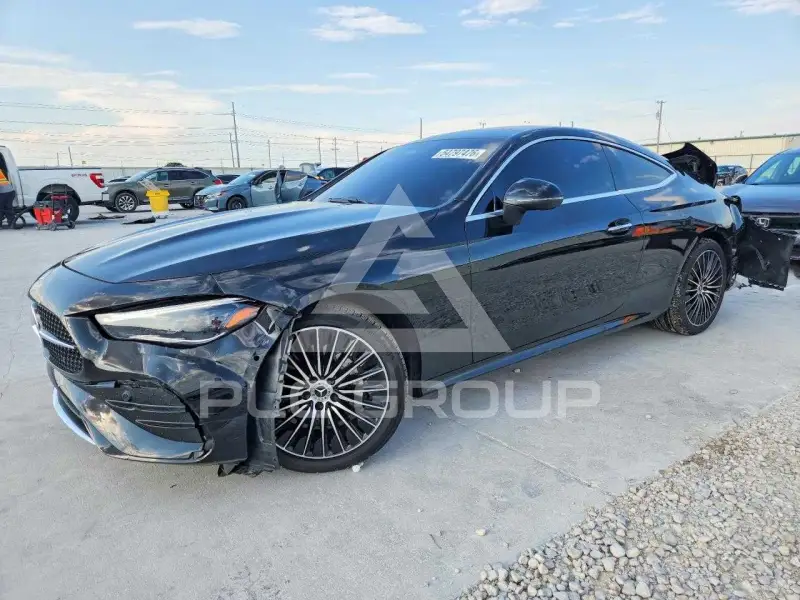2026 Mercedes Benz  фото