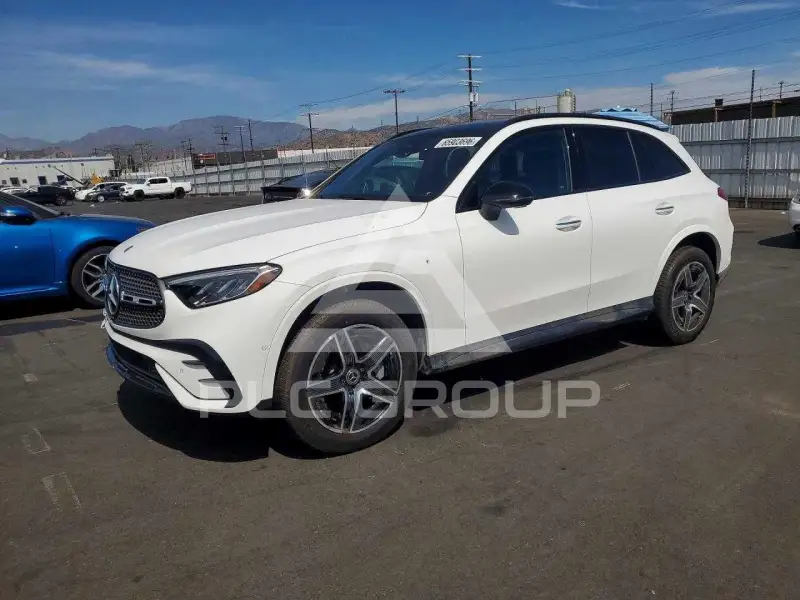 2026 Mercedes Benz GLC-Class фото