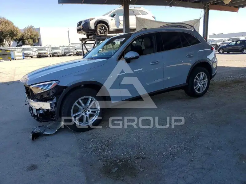 2026 Mercedes Benz GLC-Class фото
