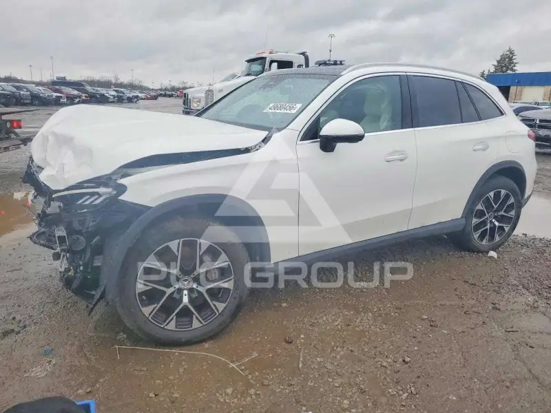 2026 Mercedes Benz GLC-Class фото