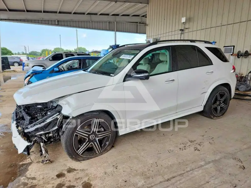 2026 Mercedes Benz GLE-Class фото