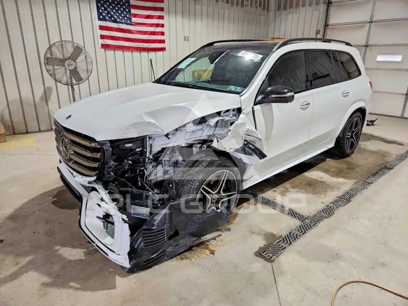 2026 Mercedes Benz GLS-Class photo