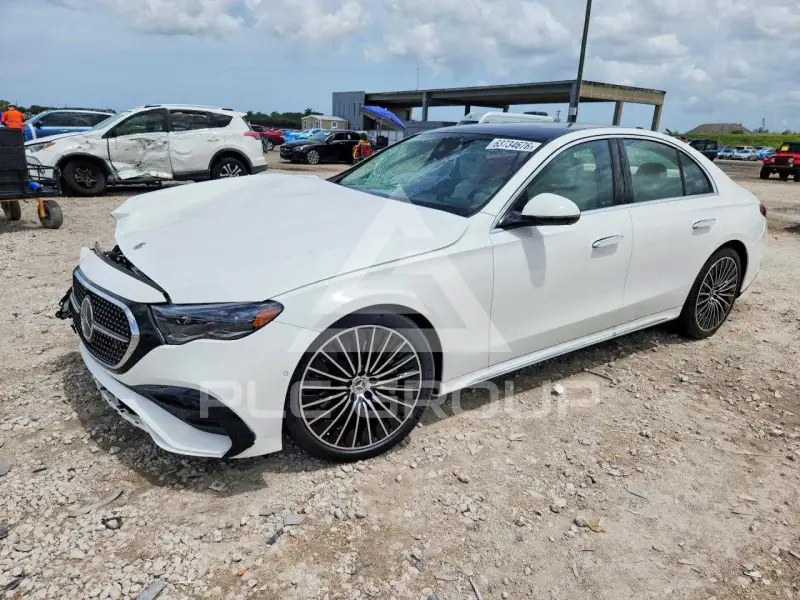 2026 Mercedes Benz E-Class фото