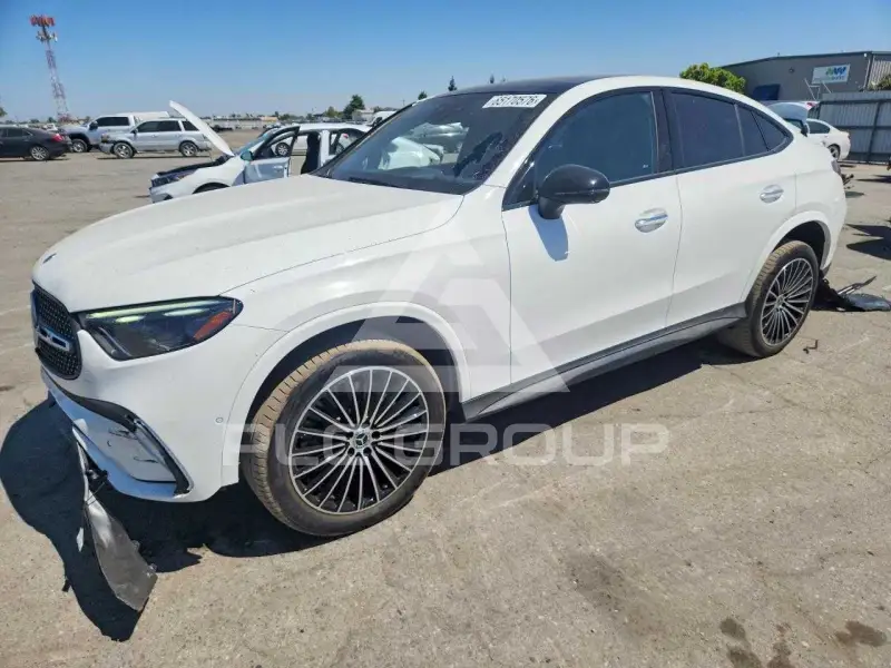 2026 Mercedes Benz GLC-Class photo