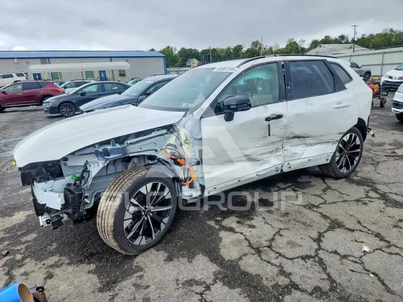 2026 Volvo XC60 photo
