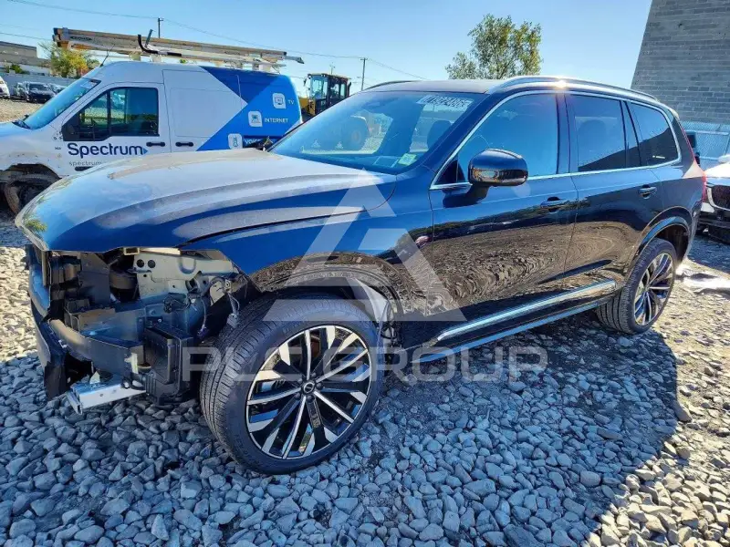 2026 Volvo XC90 photo
