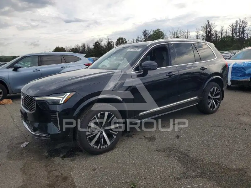 2026 Volvo XC90 photo