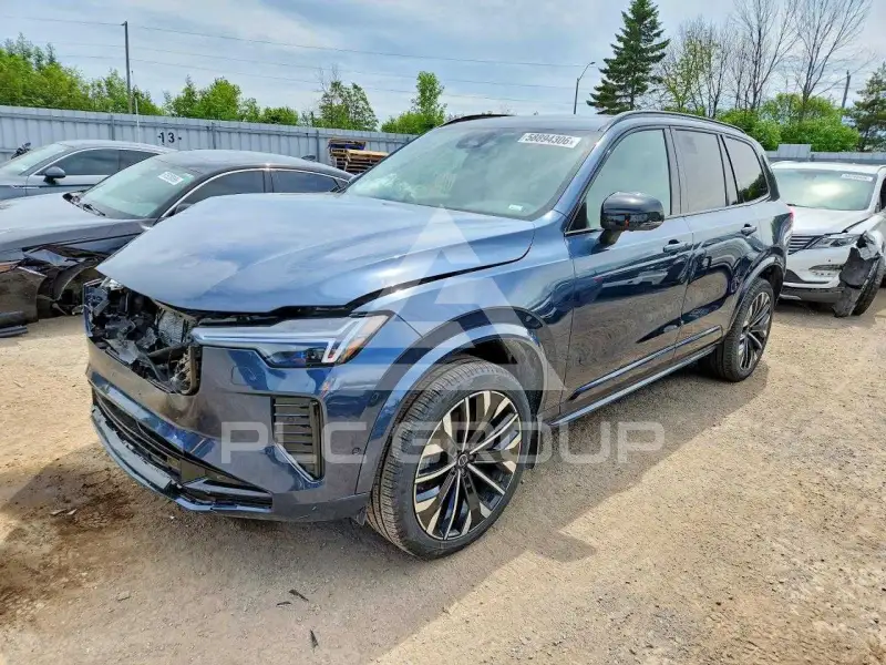 2026 Volvo XC90 фото