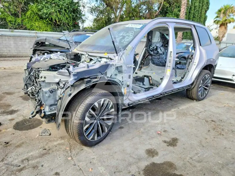 2026 Volvo XC90 фото