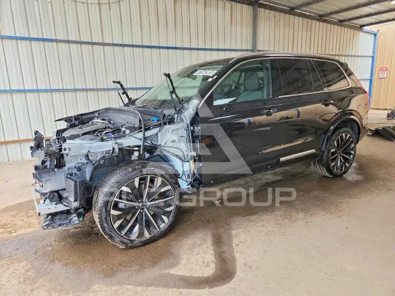 2026 Volvo XC90 photo