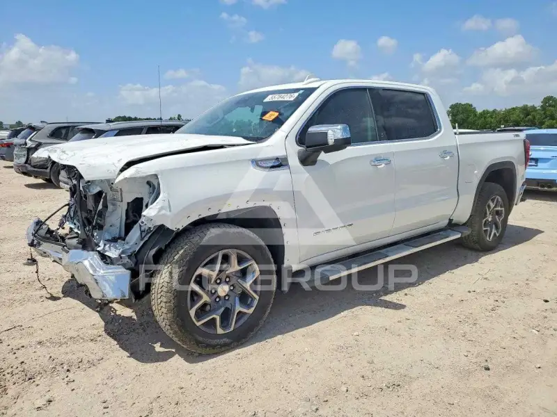 2026 GMC Sierra photo