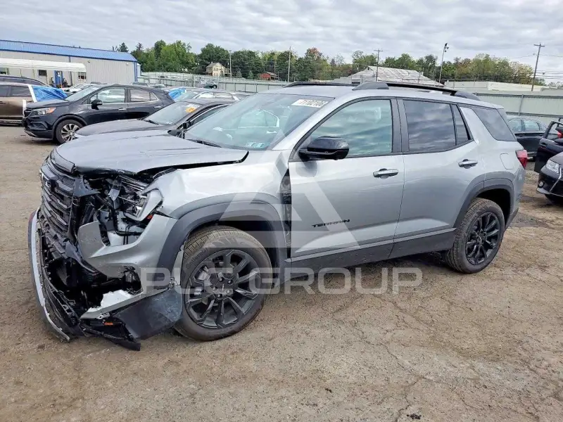 2026 GMC TERRAIN фото