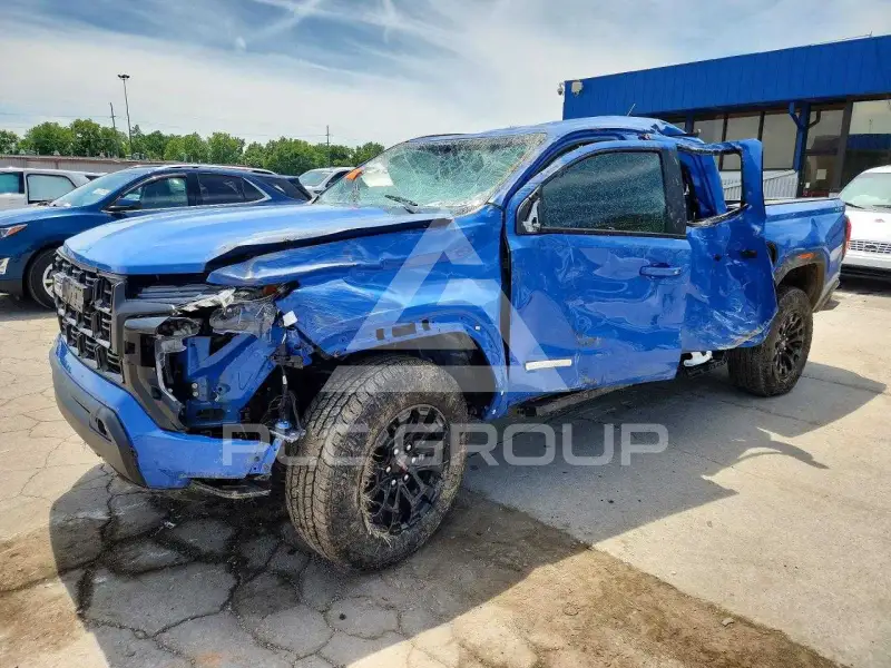 2026 GMC CANYON photo