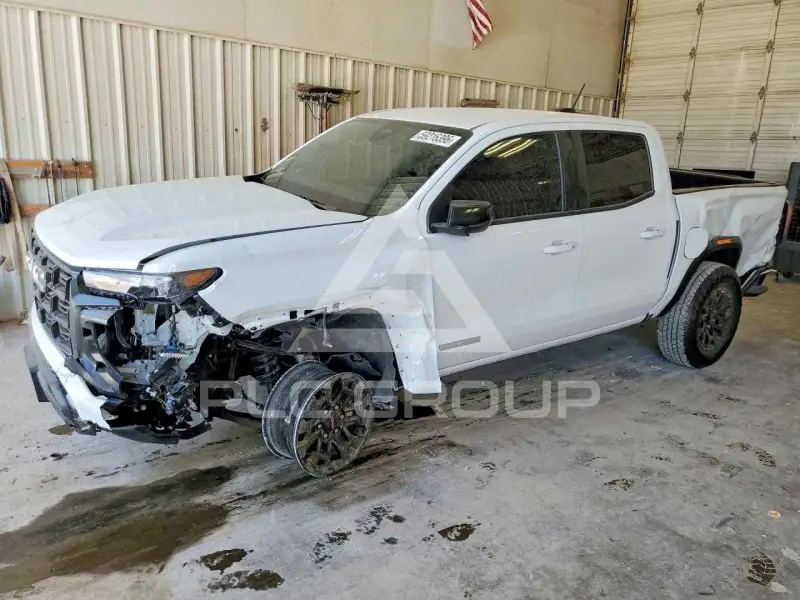 2026 GMC CANYON photo