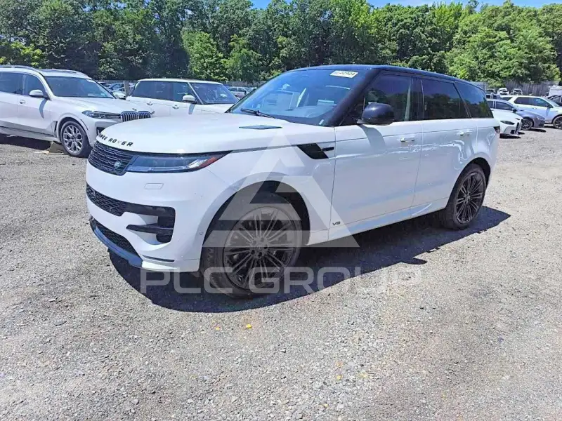 2026 Land Rover Range Rover photo