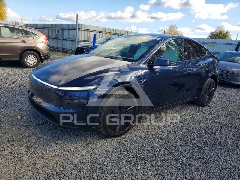 2026 Tesla Model Y фото