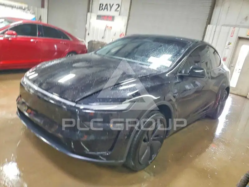 2026 Tesla Model Y фото