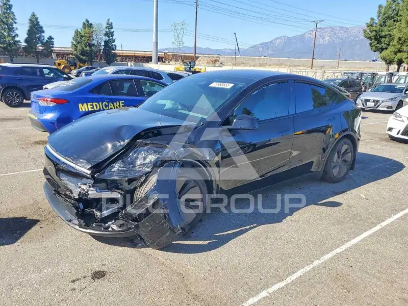 2026 Tesla Model Y фото