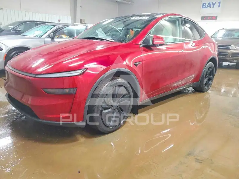 2026 Tesla Model Y фото