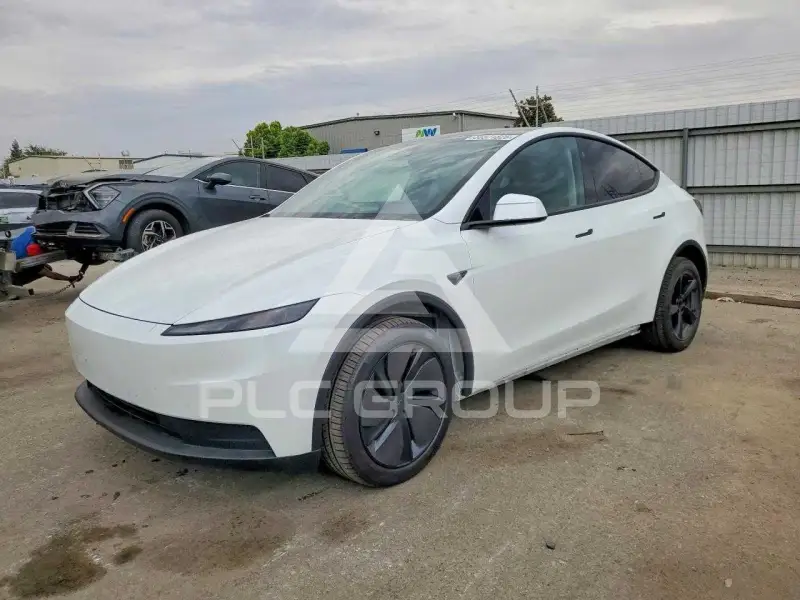 2026 Tesla Model Y фото