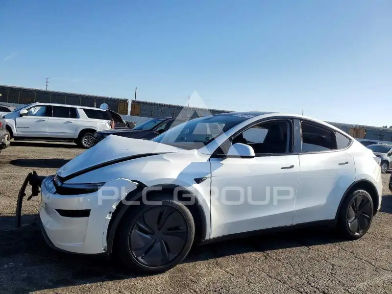 2026 Tesla Model Y фото