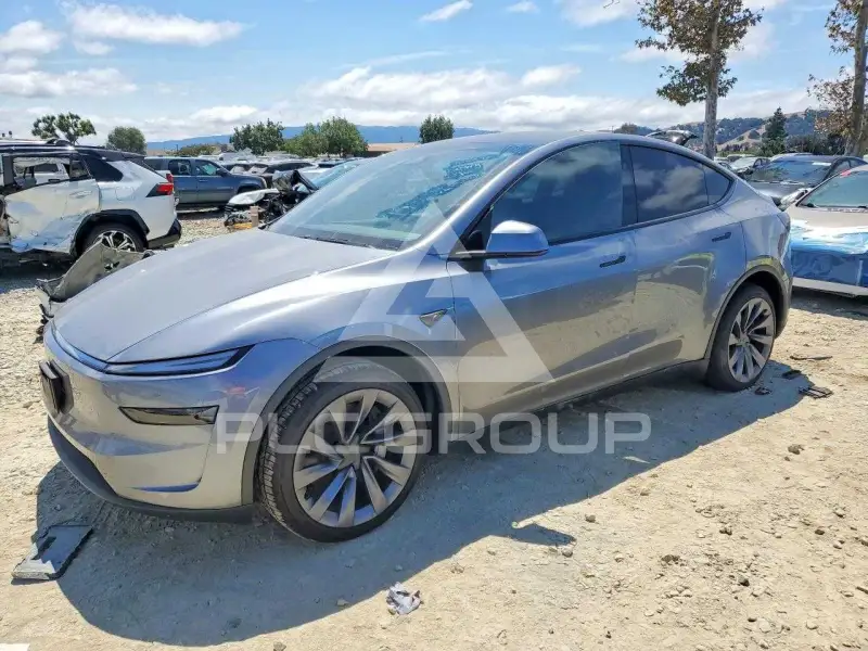 2026 Tesla Model Y photo