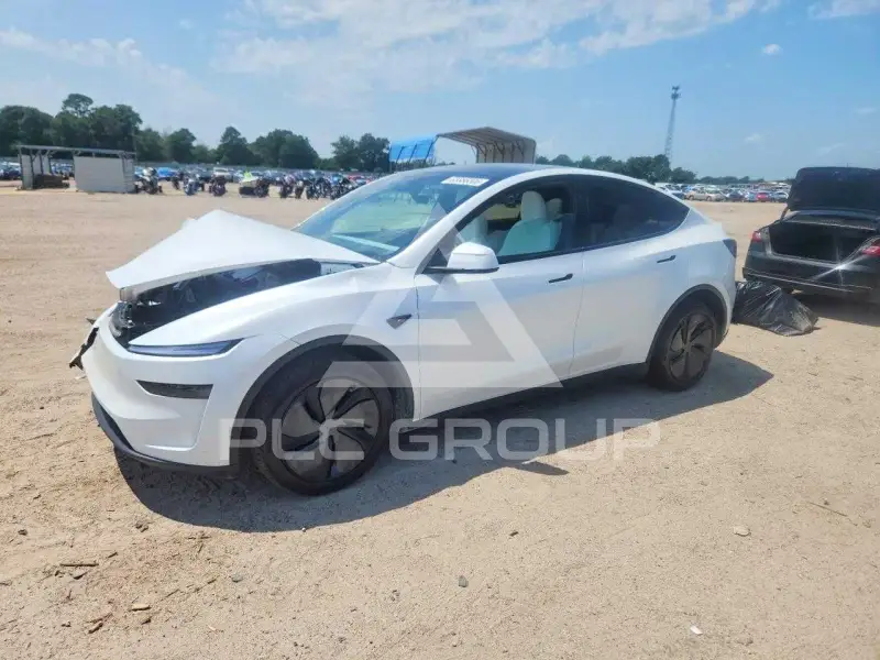 2026 Tesla Model Y photo