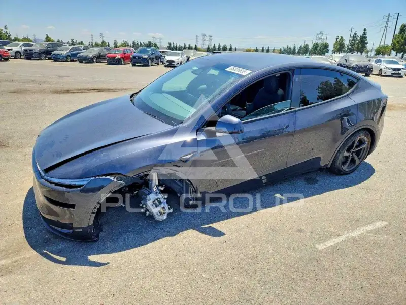 2026 Tesla Model Y фото