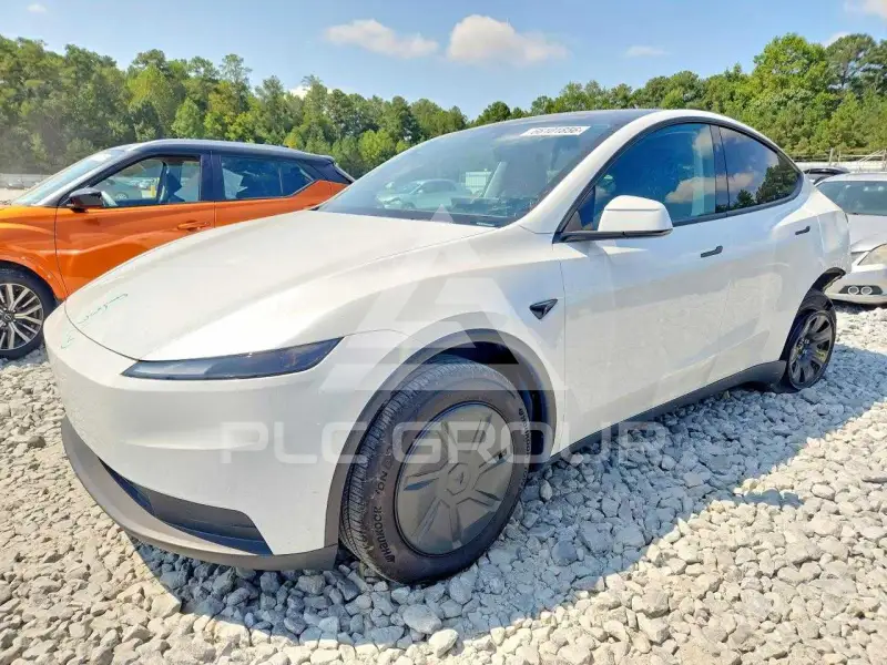 2026 Tesla Model Y фото