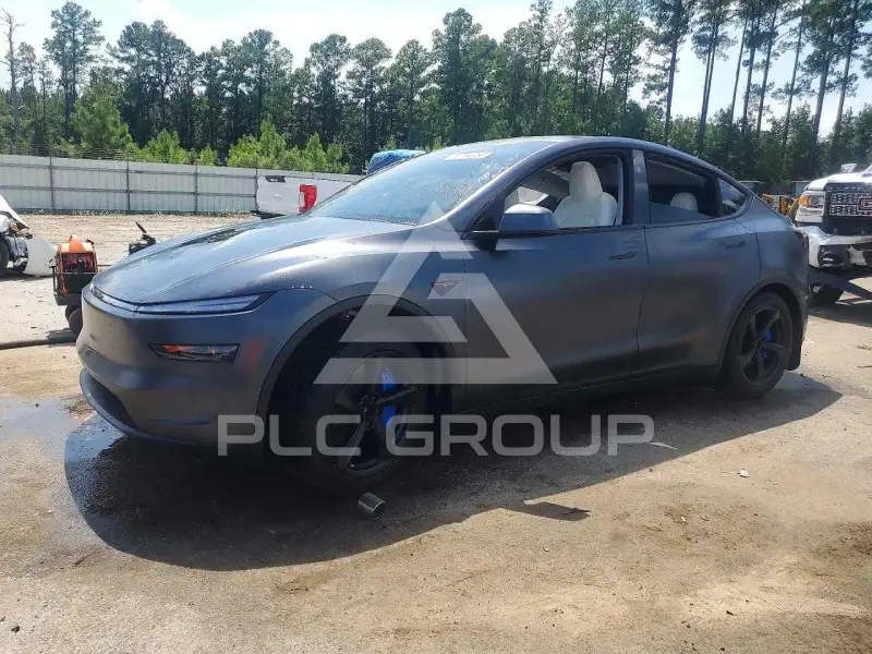 2026 Tesla Model Y фото