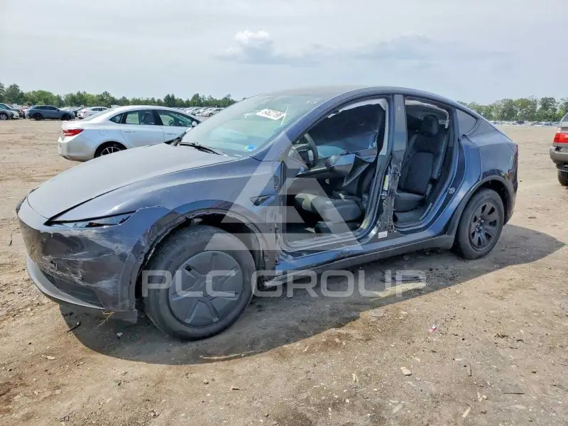 2026 Tesla Model Y photo