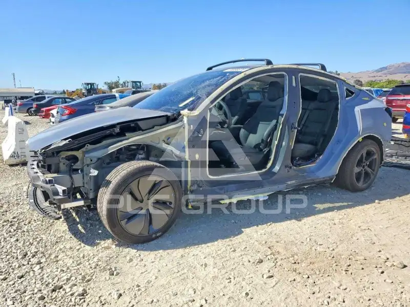 2026 Tesla Model Y photo