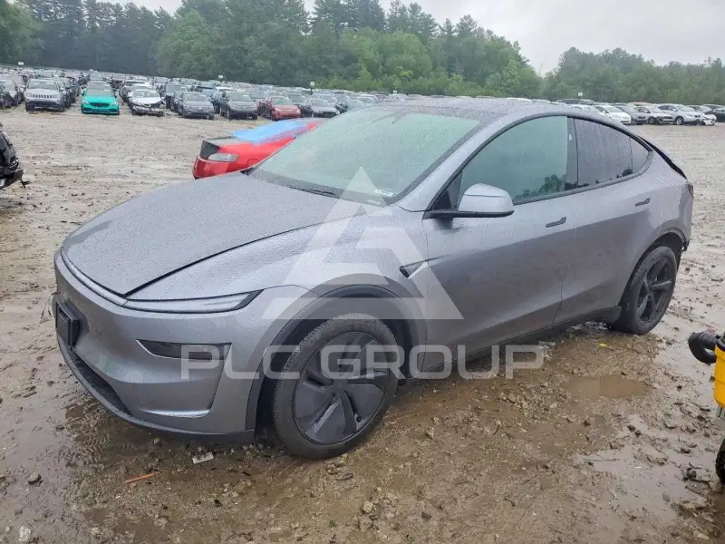 2026 Tesla Model Y фото