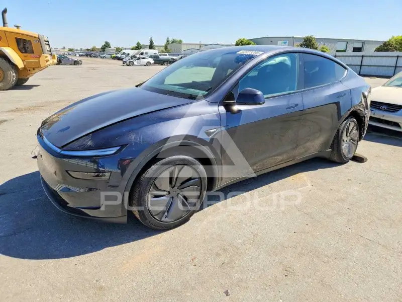 2026 Tesla Model Y photo