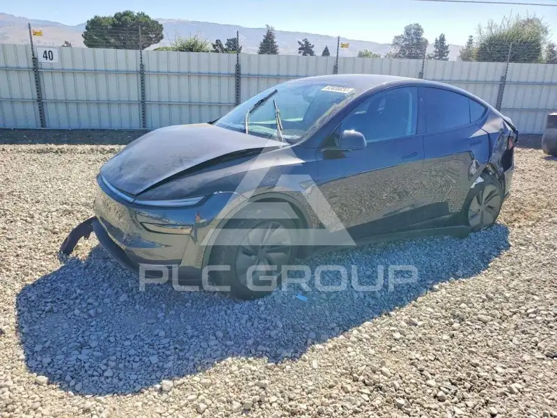 2026 Tesla Model Y фото
