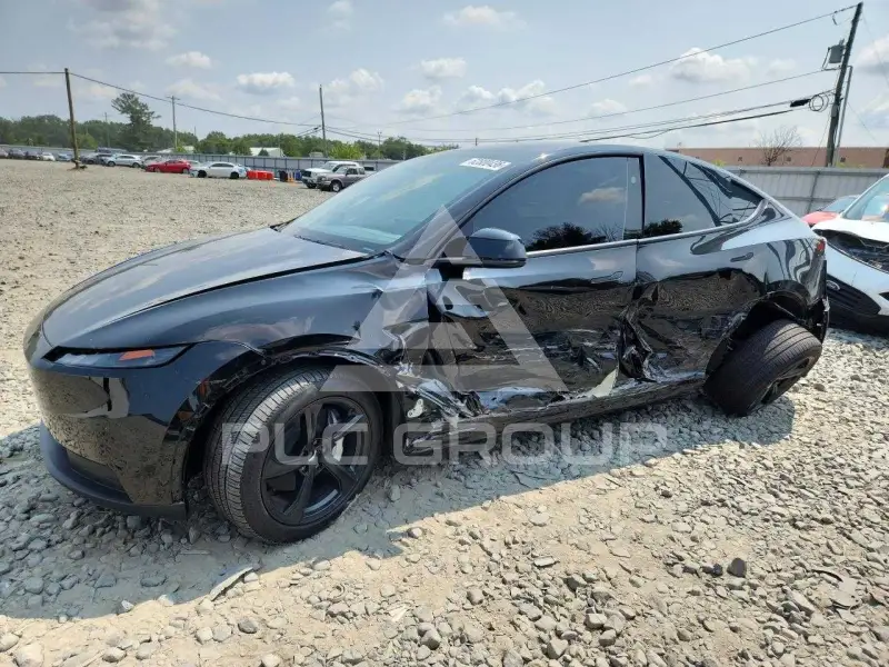 2026 Tesla Model Y фото