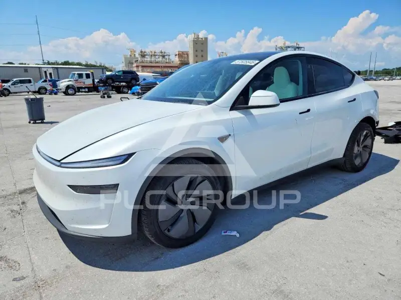 2026 Tesla Model Y фото
