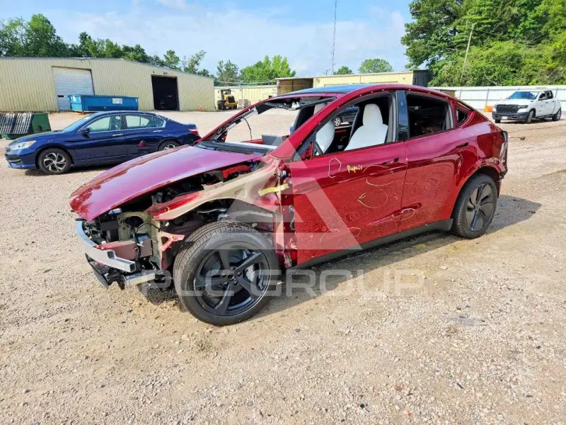 2026 Tesla Model Y photo