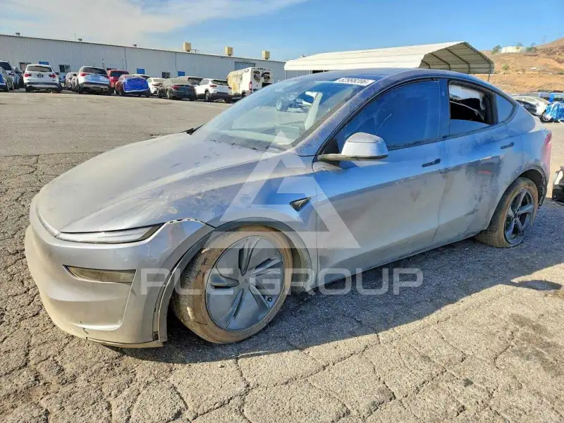 2026 Tesla Model Y photo