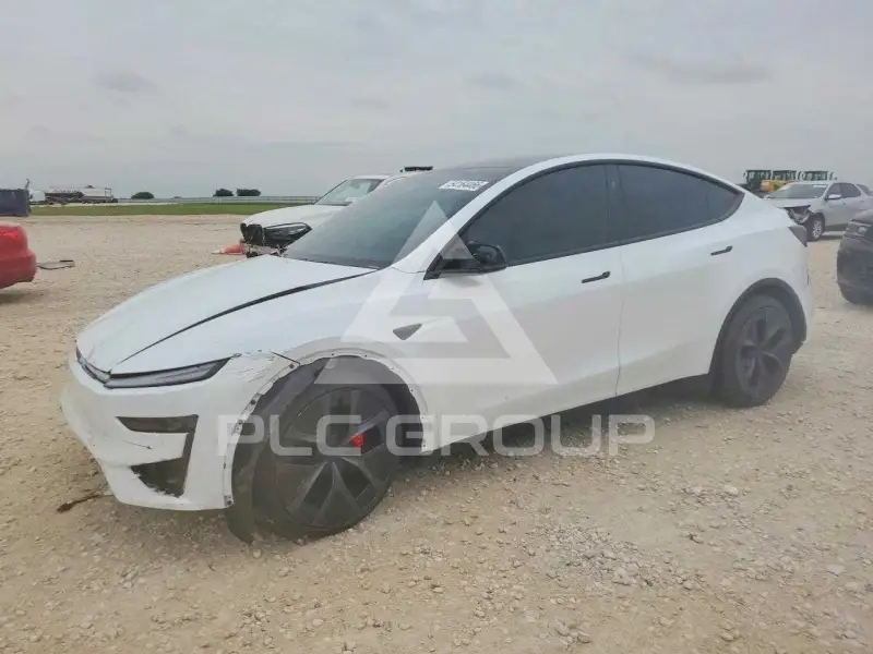 2026 Tesla Model Y фото
